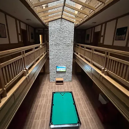 Pirin Golf Deluxe Private Gabby Ground Floor Apartment Bansko