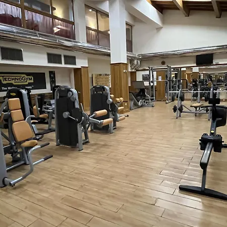 Pirin Golf Deluxe Private Gabby Ground Floor Apartment