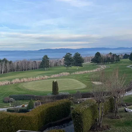 Pirin Golf Deluxe Private Gabby Ground Floor Apartment *