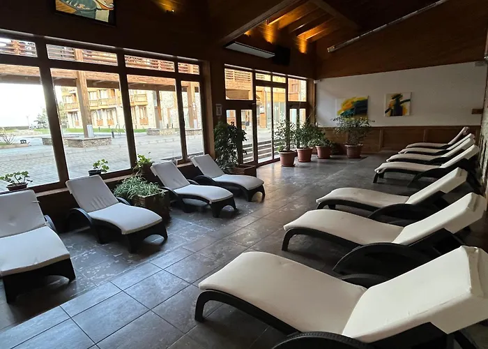 Pirin Golf Deluxe Private Gabby Ground Floor 公寓 *