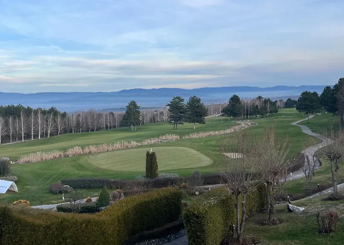 Pirin Golf Deluxe Private Gabby Ground Floor 公寓 *